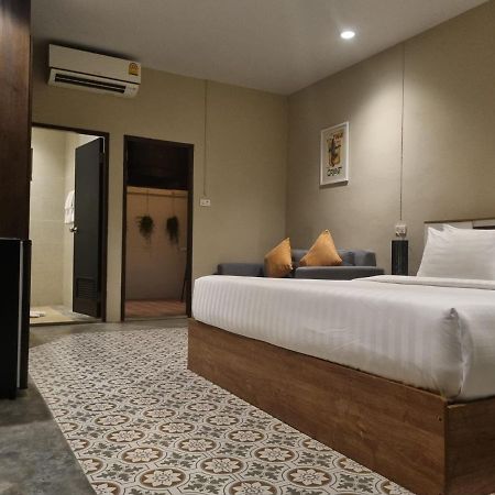New Breakers Hotel Rawai Екстер'єр фото
