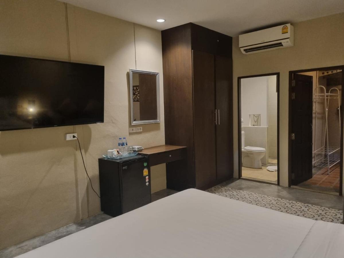 New Breakers Hotel Rawai Екстер'єр фото